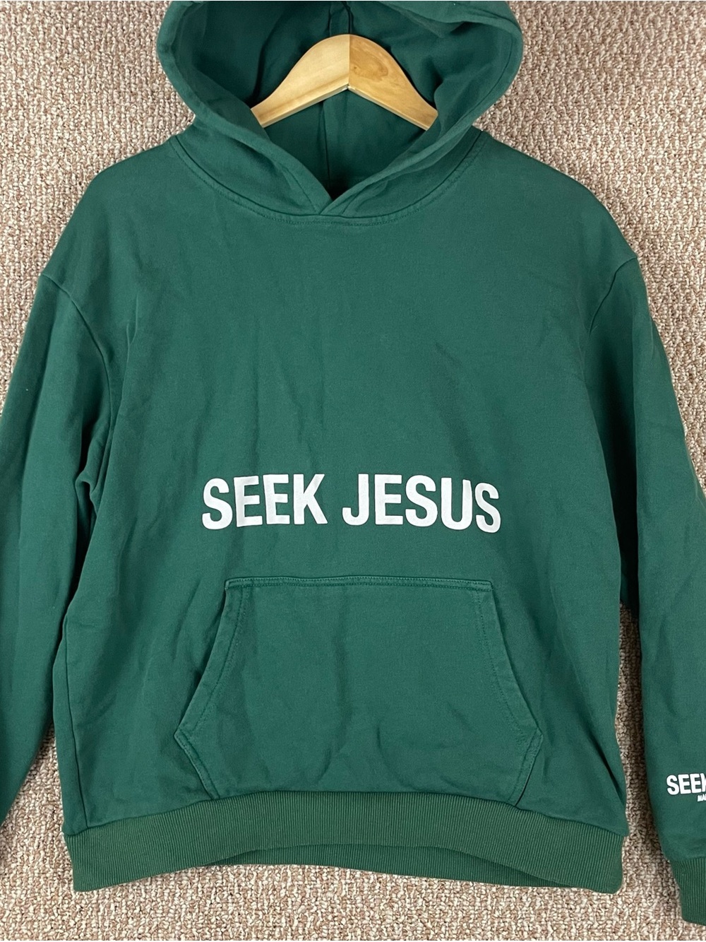 Seek Jesus Hoodie Sweatshirt M Unisex Green Christian Faith Christ Streetwear R1